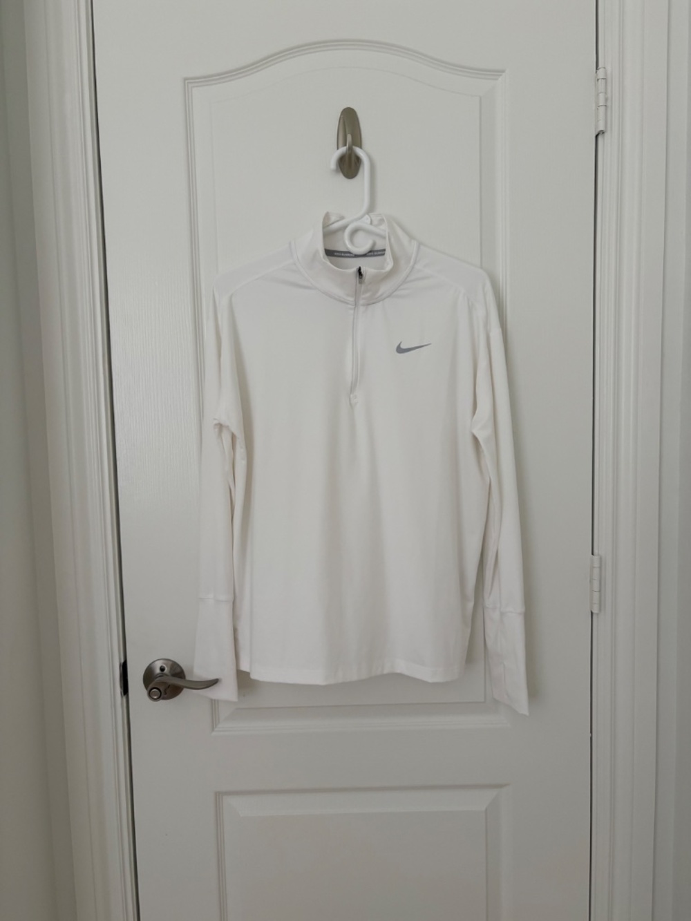 Nike Running Dri-FIT 1/4 Zip Long Sleeve Top White Thumbholes Size L Like New